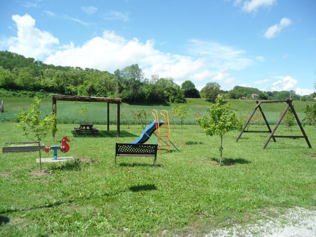 Agriturismo Isorella ケラスコ エクステリア 写真